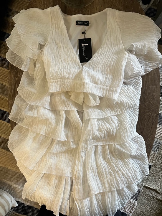 Missord Other - Missord White Ruffled Two-piece Set / Swimsuit Cover-up Size small NWT